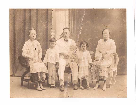 A picture I restored using Photoshop